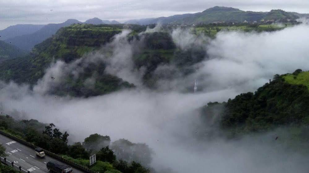 The Dukes Retreat Khandala Lonavala Exteriör bild